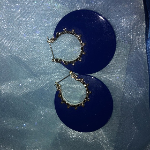 Earrings! - Picture 2 of 3